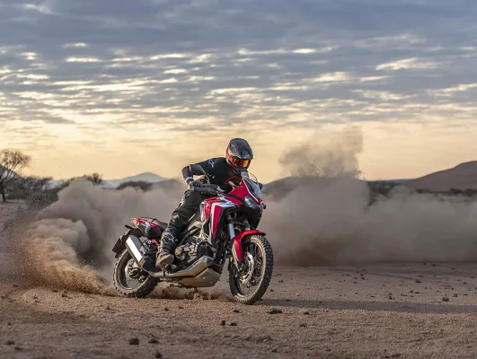 Africa Twin đỏ đen