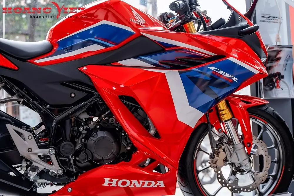 Giá CBR150R Tháng 6/2024