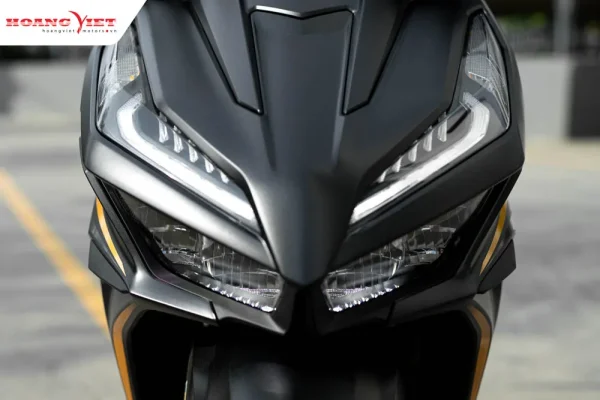 đèn led trên honda vario 125