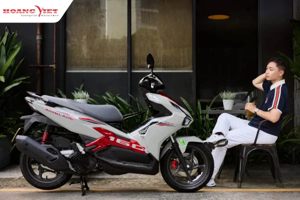 Giá Xe Air Blade 125/160 tháng 12/2024