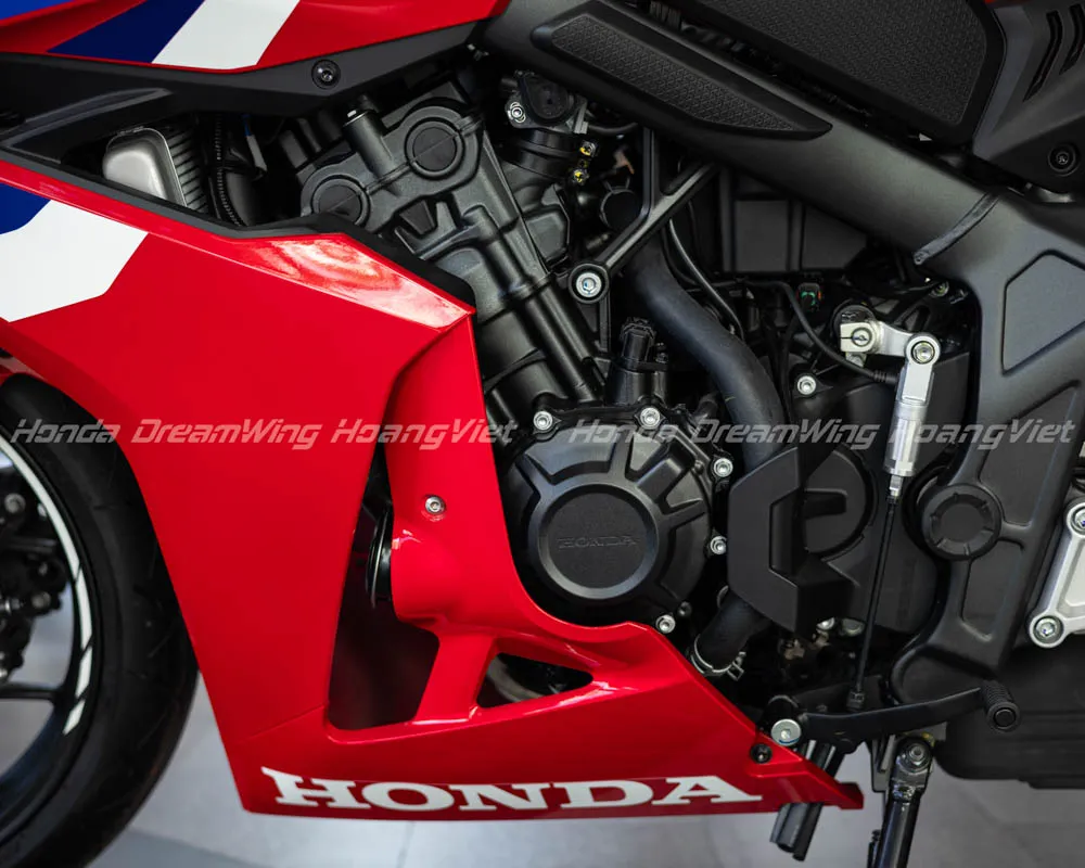 Honda CBR650R 2024