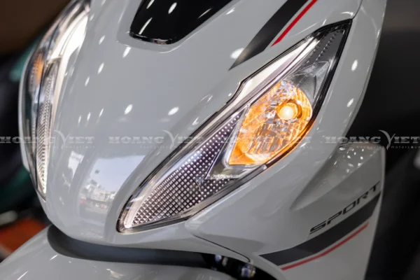 đèn led trên honda vision 2025