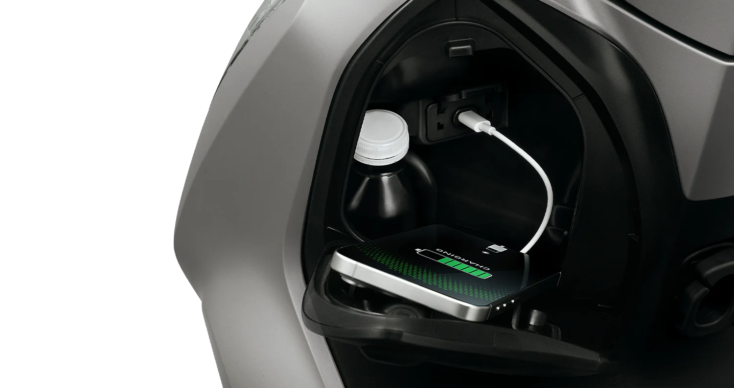 Cổng sạc USB-C TRÊN HONDA LEAD 2026