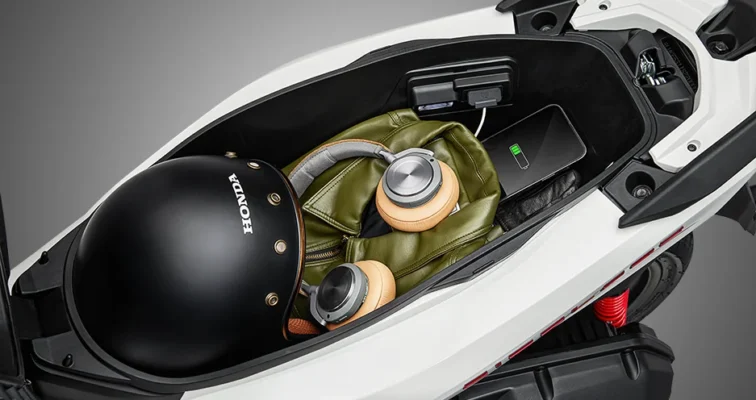 CỐP CHỨA ĐỒ TRÊN HONDA AIR BLADE