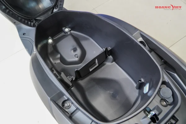 Honda Lead 2026 phiên bản mới 2026 tại HEAD Hoàng Việt - cốp rộng