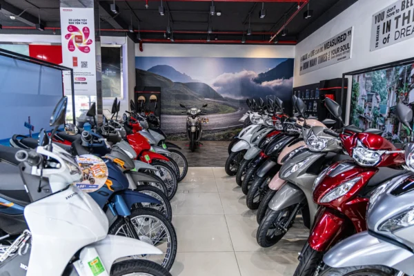 Yên tâm sở hữu xe máy Honda chính hãng đúng giá niêm yết tại hệ thống Hoàng Việt Motor
