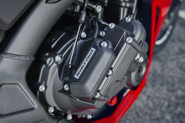 honda e-clutch trên honda cbr650r 2026